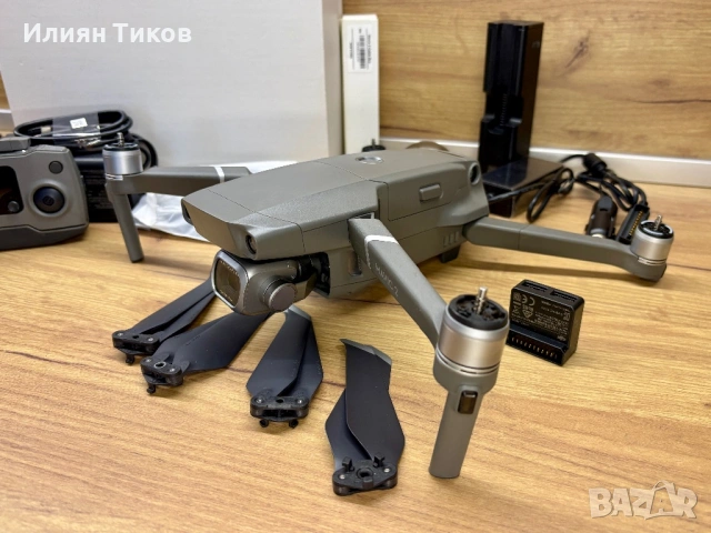 DJI Mavic 2 Pro дрон за ремонт части, снимка 2 - Дронове и аксесоари - 54461213