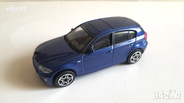 Bburago BMW 1 Series 120d - Мащаб 1:43, снимка 2 - Колекции - 54689493