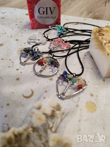 Ръчно плетени цветя, саксии и подаръчни кутии, снимка 18 - Декорация за дома - 54053635