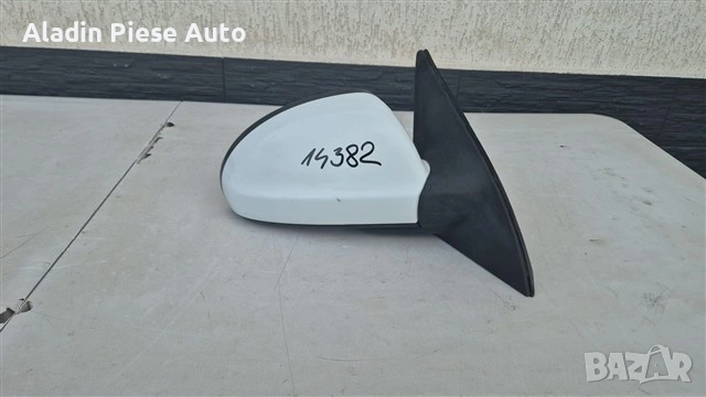 Десно огледало Kia Ceed година 2006 2007 2008 2009 