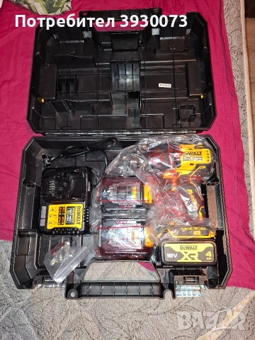 винтоверт DEWALT със 3 батерии по 4ah нов