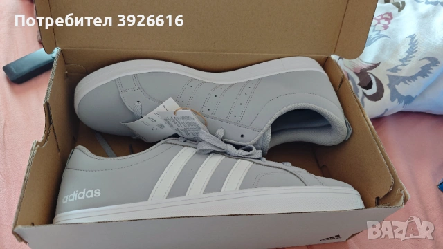 Кецове Adidas 45.1/3, снимка 4 - Кецове - 54911627