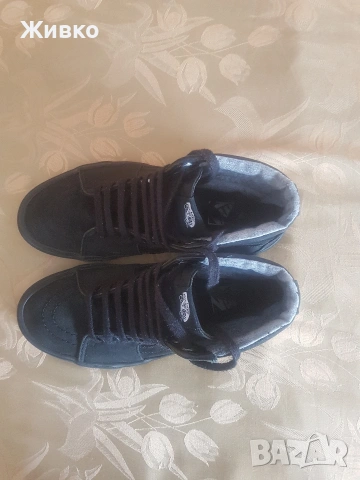 Продавам маратонки VANS , снимка 3 - Кецове - 54713649