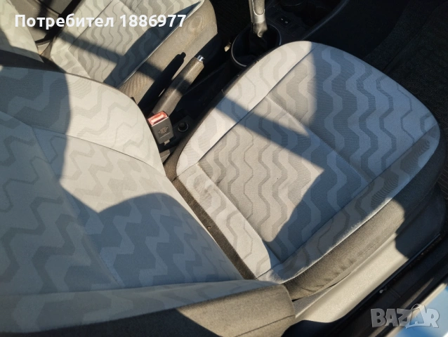 Шкода Фабия, снимка 8 - Автомобили и джипове - 54381968