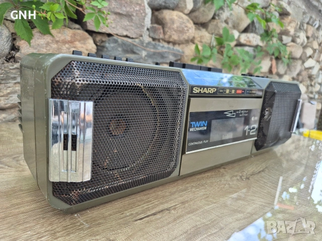 Радиокасетофон Sharp WQ-T281Z(GR), снимка 2 - Радиокасетофони, транзистори - 55191209