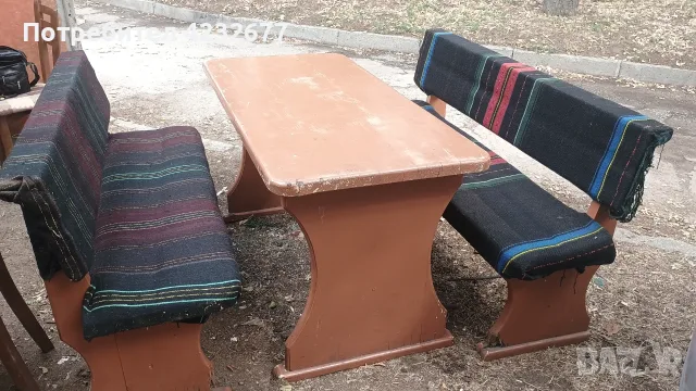 Маса с две пейки 