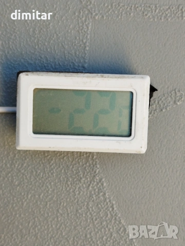 Хладилник COLEMAN на 12/ 220 V-GAS, снимка 3 - Хладилници - 54339179