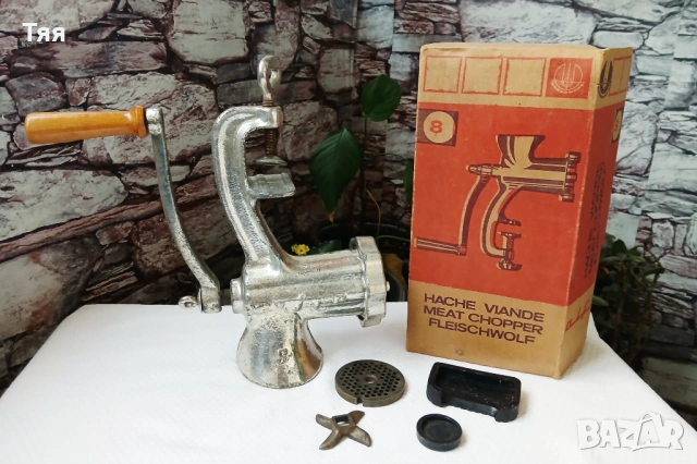 Машинка за мелене на месо , снимка 3 - Месомелачки - 54913872