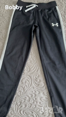 Анцуг 9-11 години UNDER ARMOUR, снимка 3 - Детски анцузи и суичери - 54400941