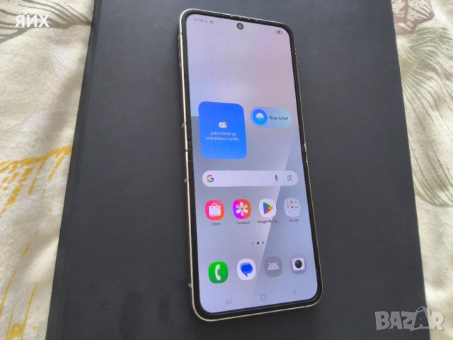 Samsung Z flip7 FE, снимка 5 - Samsung - 54532568