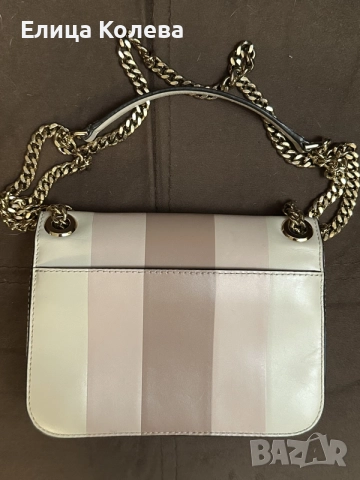 Michael Kors малка кожена чанта, снимка 2 - Чанти - 55211855