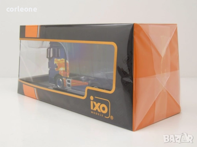 MAN TGX XXL влекач 2020 - мащаб 1:43 на ixo models моделът е нов в PVC дисплей-кейс, снимка 9 - Колекции - 55006990