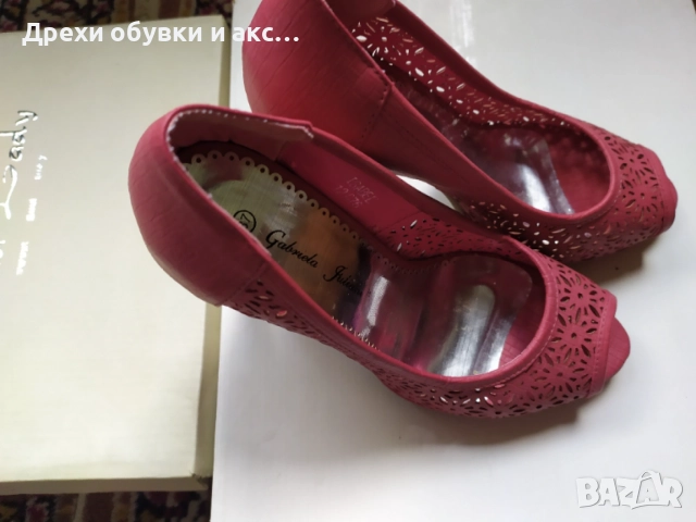 Розови сандали на висок ток 37 номер обувани веднъж