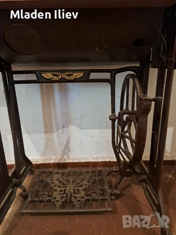 Продавам стара крачна шевна машина., снимка 5 - Други - 54443222