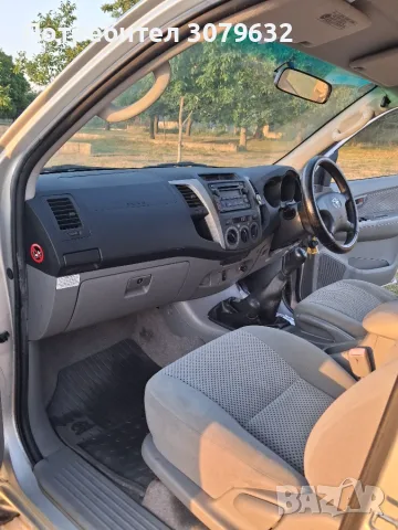 TOYOTA HİLUX 2.5 D 4X4 , снимка 12 - Автомобили и джипове - 55532603