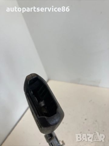 Закопчалка за колан предна лява за Renault Megane 1.5 Dci (2010), снимка 2 - Части - 54856255