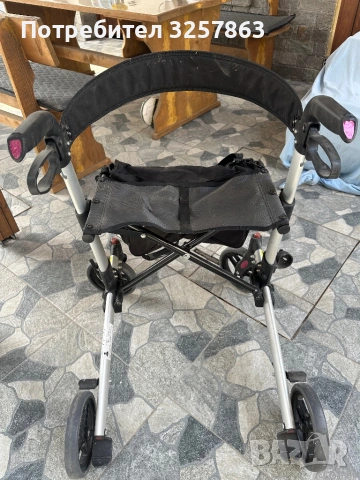 Проходилка (Ролатор), снимка 3 - Ролатори - 54178800