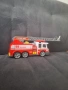 Голяма пожарна кола Dickie Toys (36 см) със звук, светлини и водна помпа – Като нова!, снимка 9