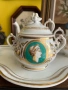 Порцеланов сервиз за двама в имперски стил Характерно за този стил е използването на богата позлата , снимка 8