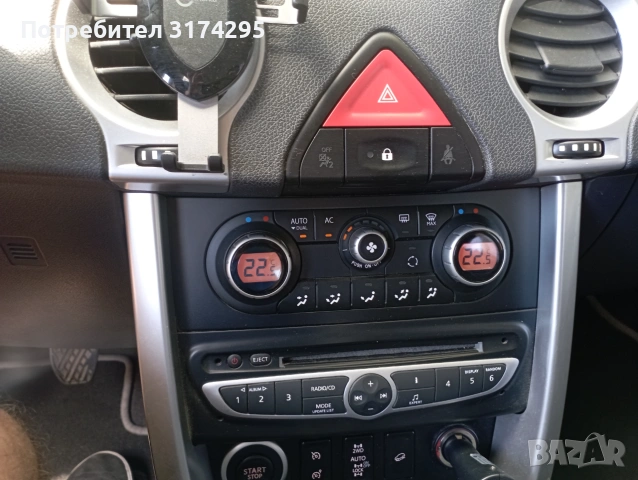 Renault Koleos 2.0 DCI 4x4, снимка 10 - Автомобили и джипове - 55047619