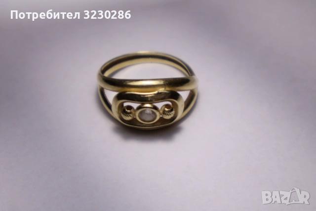 Златен пръстен-1,92 гр.14кр.585