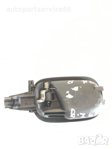 Вътрешна дръжка на задна дясна врата за Audi A4 B5 2.8 V6 (2001) 8D0837020, снимка 2 - Части - 54651661