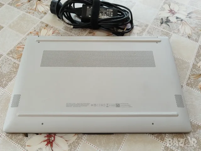 Лаптоп HP 15-fc0806nd, снимка 3 - Лаптопи за дома - 55324039
