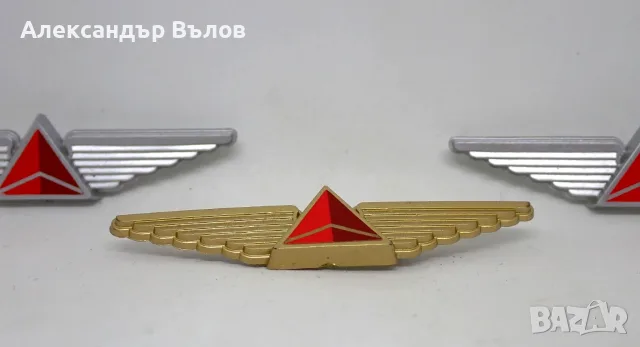 Значки Делта Авиокомпания 3 броя Комплект Авиация Джуниър пилот, снимка 4 - Колекции - 55544007