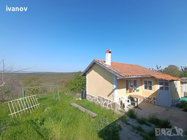 вила с. Бенковски , снимка 3 - Вили - 54823475