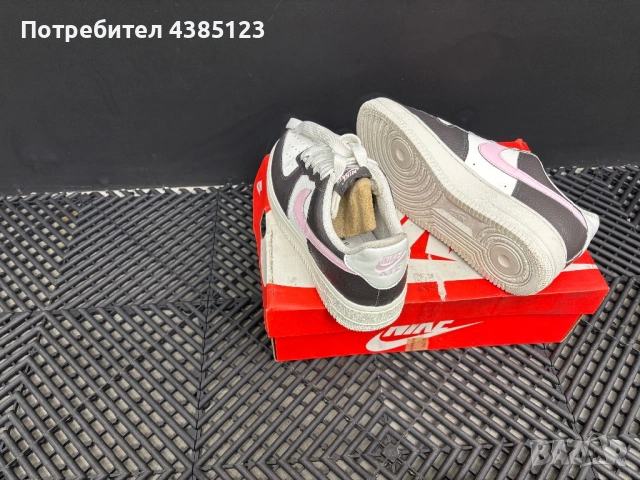 Маратонки Nike