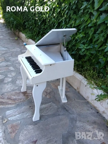 Детски дървен роял, снимка 4 - Други стоки за дома - 54679258