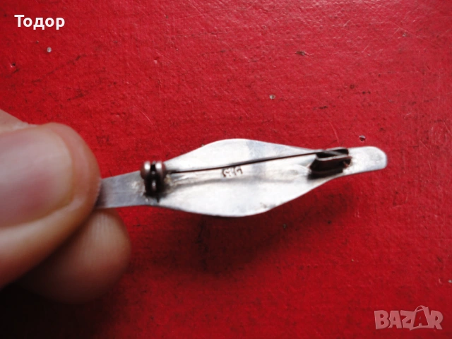 Уникална сребърна златна брошка с камък , снимка 3 - Колиета, медальони, синджири - 54080904