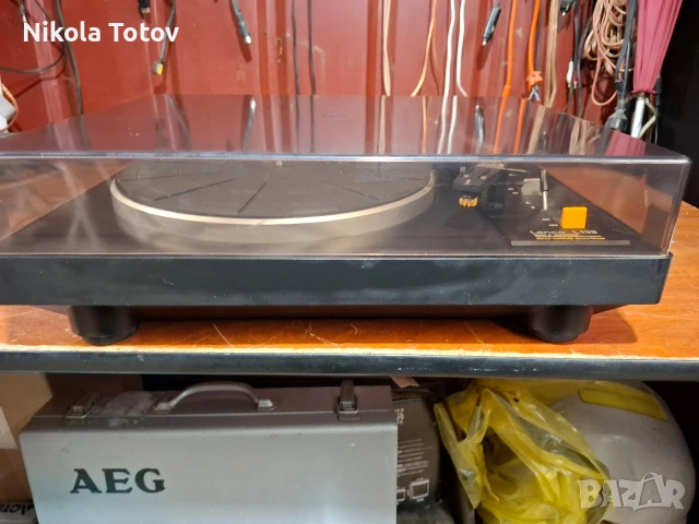Продава се грамофон Lenco L-133. , снимка 3 - Грамофони - 54060241