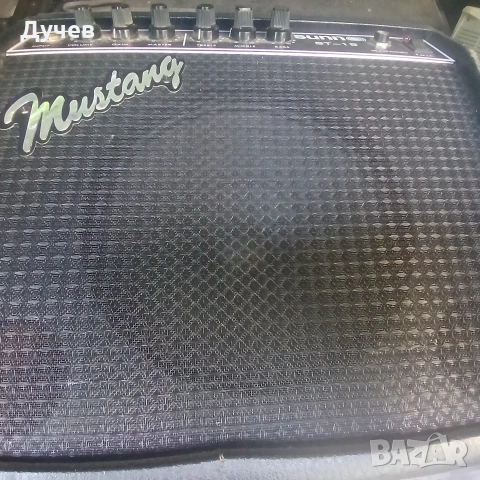 Китарен усилвател Sunn Mustang, снимка 2 - Китари - 55171190