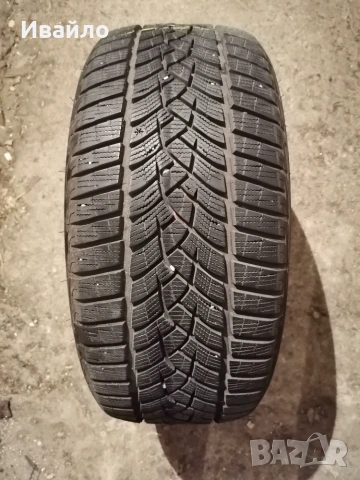 Продавам 1 брой зимна гума 225.45.17 дот 2021 Goodyear 