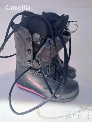 Сноуборд обувки Rossignow, 37-38 номер , снимка 3 - Зимни спортове - 54124224
