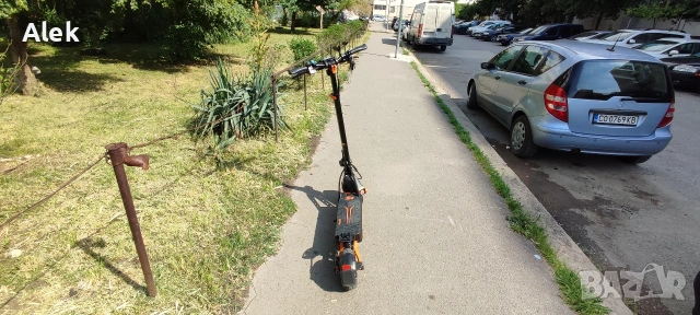 Продавам електрическа тротинетка KuKirin G2 Pro (В гаранция), снимка 4 - Скейтборд, ховърборд, уейвборд - 54794241