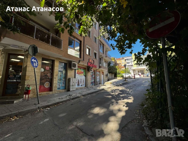 Паркомясто под наем - център, снимка 2 - Гаражи и паркоместа - 55068243