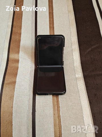 телефон motorola razz40 ultra 