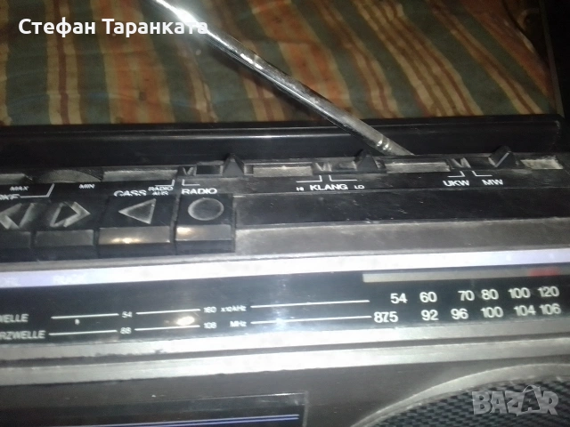 радио касетофон работи си на радио , снимка 3 - Радиокасетофони, транзистори - 55272268