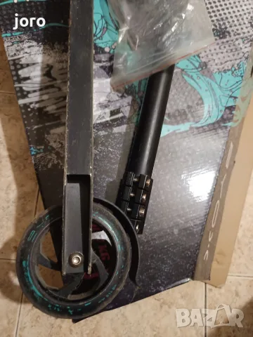 тротинетка за трикове scooter shock, снимка 13 - Скейтборд, ховърборд, уейвборд - 55302009