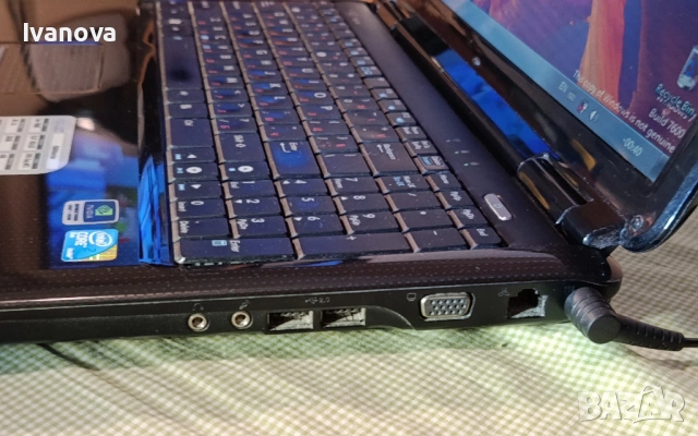 Лаптоп ASUS 15.6 // HD/LED , снимка 8 - Лаптопи за дома - 54784914