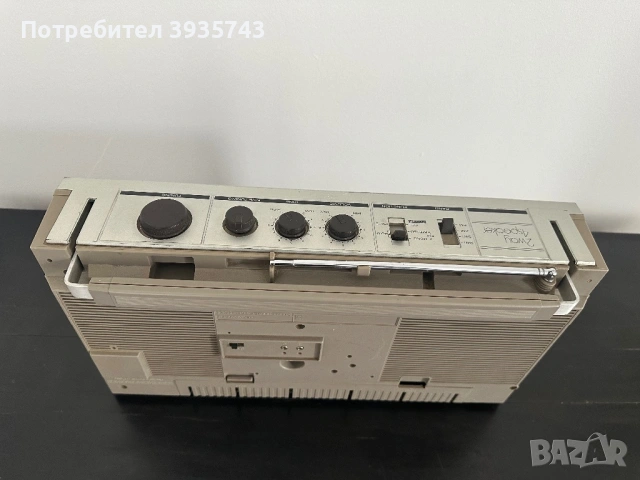 Sharp GF 4949 касетофон Japan , снимка 5 - Радиокасетофони, транзистори - 54617635