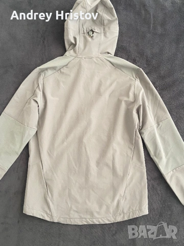 Чисто нов софтшел Jack Wolfskin , снимка 8 - Якета - 54150233