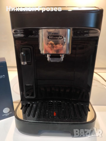 Кафеавтомат DeLonghi Magnifica Evo , снимка 2 - Кафемашини - 54458100