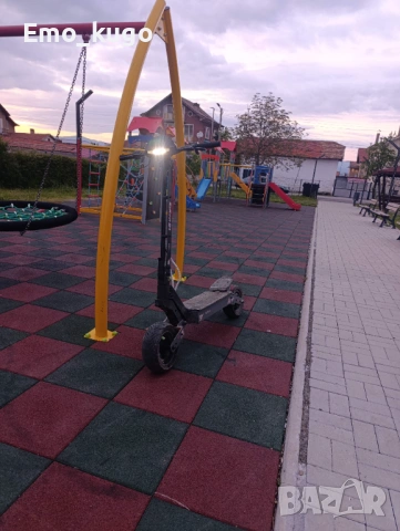 Електрическа тротинетка Kukirin G4 