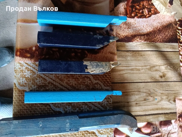 Стругарски ножове комплект, снимка 2 - Стругове - 54623075