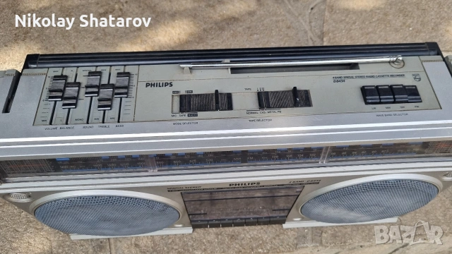 Стар корекомски касетофон Philips ., снимка 4 - Радиокасетофони, транзистори - 55136832