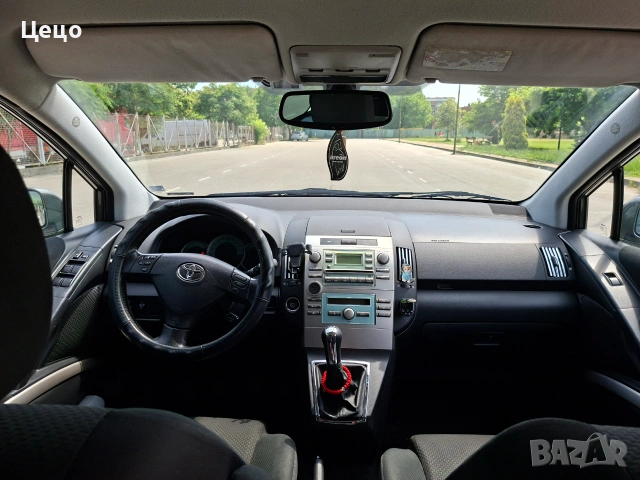 Toyota Corolla Verso 1.8 LPG, снимка 7 - Автомобили и джипове - 54980542