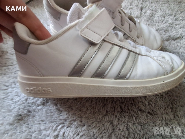 ADIDAS оригиналви детски маратонки 34